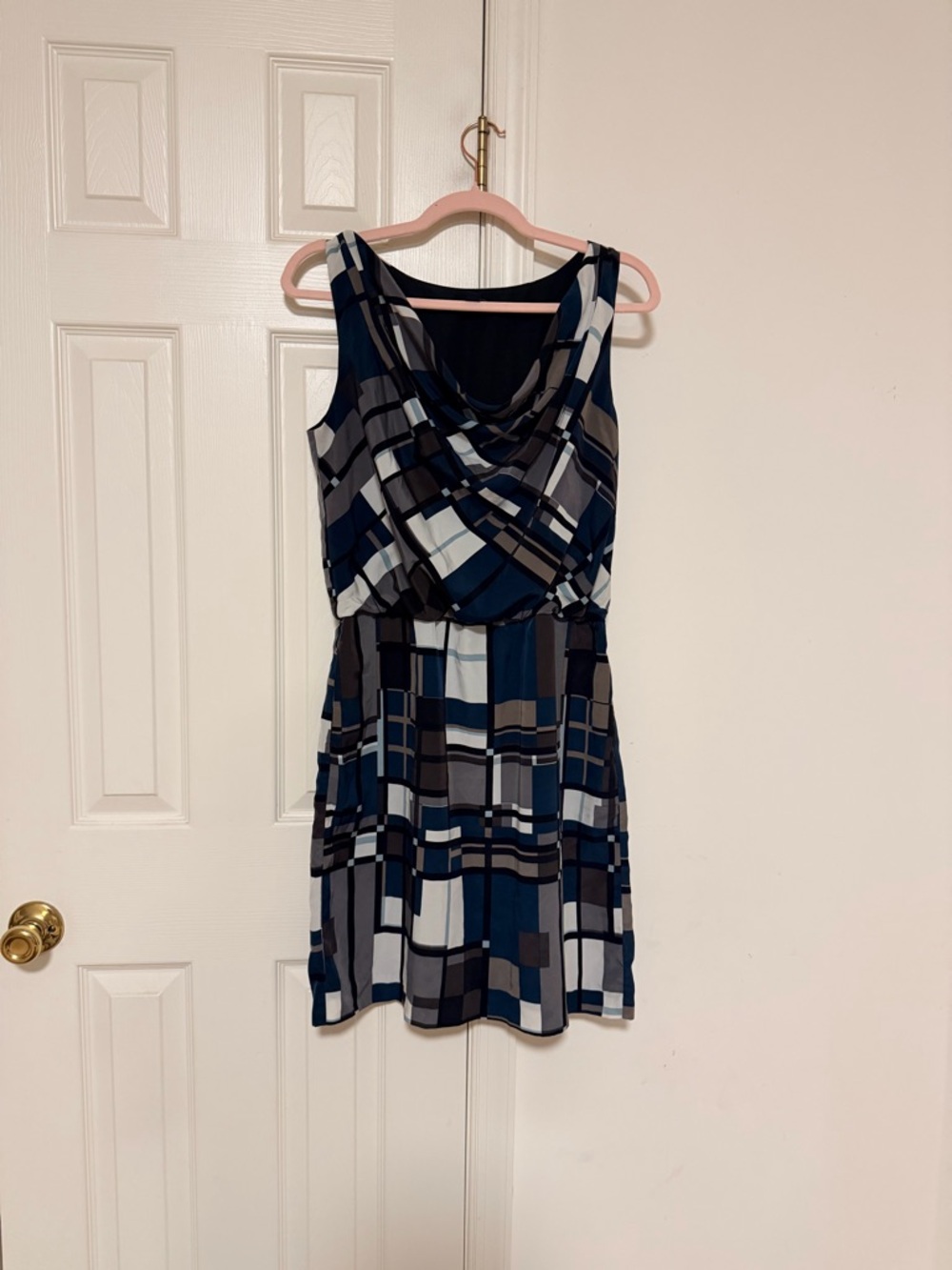 Sleeveless Geometric Print Dress in Navy and Gray
